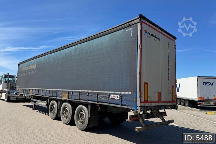 Sliding tarpaulins Schmitz Cargobull SCB*S3T / Disk brakes / Huckepack