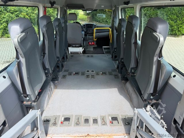 Minibus VOLKSWAGEN Crafter 2.5 Tdi 9 Sitze + Klima + Lift Euro 4