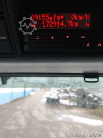 Standard tractor unit MAN TGX 18 420