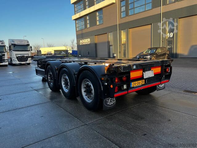 Container transport Renders Euro 800 3DFCST / Container Chassis / 45FT / 1x...