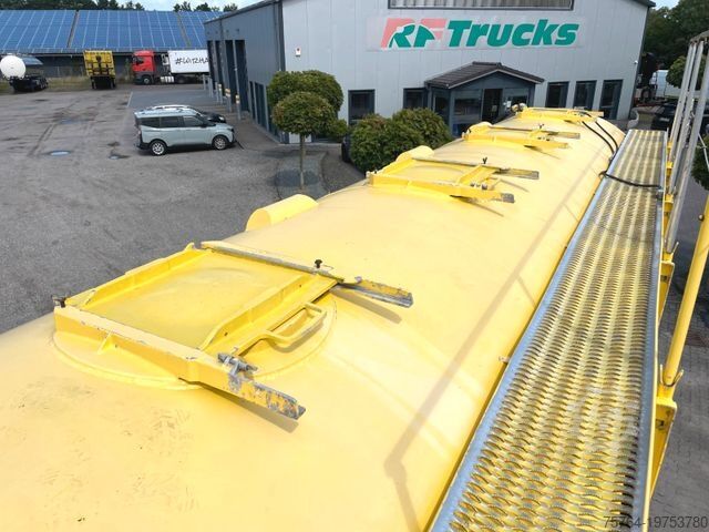Tanker truck MAN TGX 26.460 mit 31m³ Heitling Silo / 4 Kammern