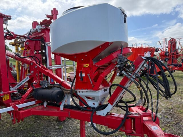 Agricultural machine  Terradisc 5001T