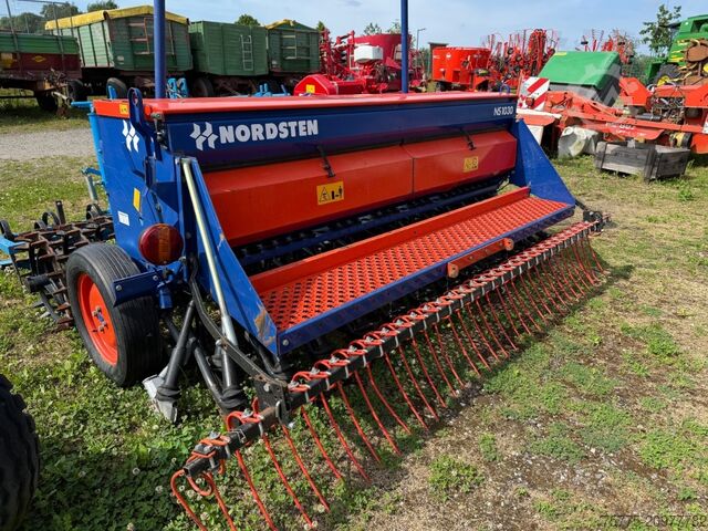 Agricultural machine  NS1030