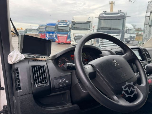 Curtain sider van PEUGEOT BOXER *  * 5 M LANG * SCHIEBEPLANE * KLIMA