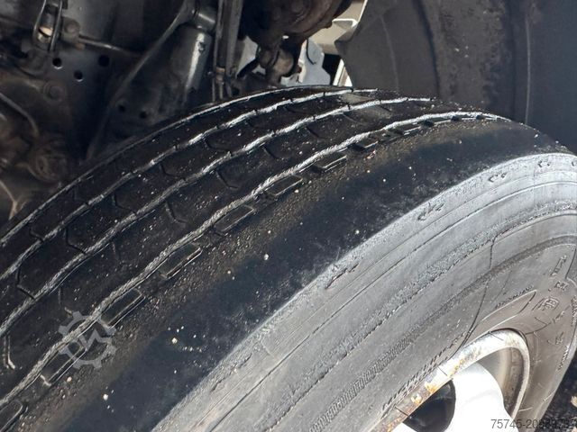 Transporter mit Pritsche & Plane MERCEDES-BENZ ATEGO 818 * MOTORBREMSE * LBW BÄR 1t * KAMERA *