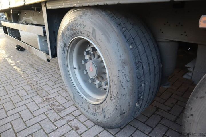 Curtain sided Schmitz CARG SCB3ST CoC Documents, TuV Loading Certificate