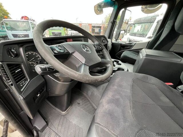 Abrollkipper MERCEDES-BENZ Antos 2543 L 6x2 Abrollkipper mit Kran Funk+Grei