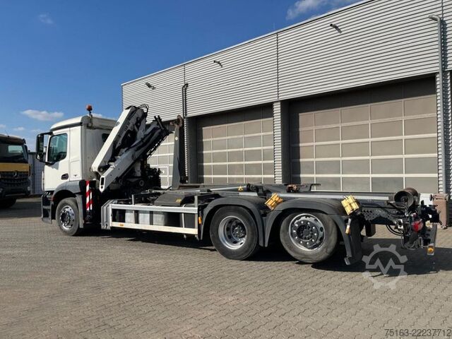 Autokran MERCEDES-BENZ Antos 2543 L 6x2 Abrollkipper mit Kran Funk+Grei