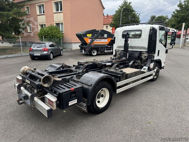 Transporter mit Kipper ISUZU M30 H AT  5.2 l 190 PS Abrollkipper