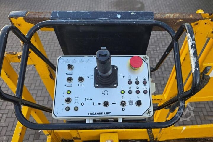 Scherenhebebühne Holland Lift Combistar B-195DL25 4WD/P/N Diesel, 21.5m Working