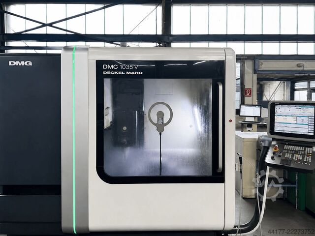Vertikales Bearbeitungszentrum DMG MORI DMC 1035 V