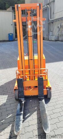 Elektro-Deichsel-Gabelstapler Genkinger EGG 20/31 I