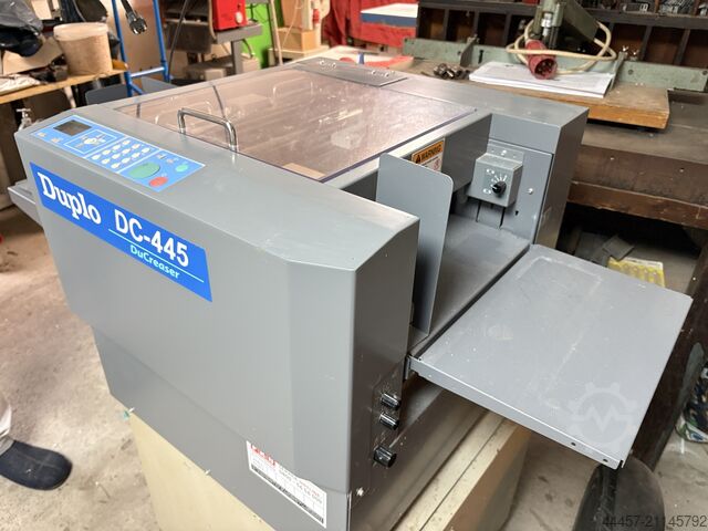 Grooving and perforating machine Duplo DC-445 Du Creaser