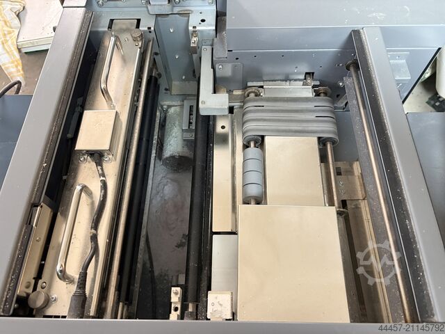 Grooving and perforating machine Duplo DC-445 Du Creaser