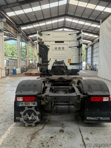 Standard-SZM Renault T480