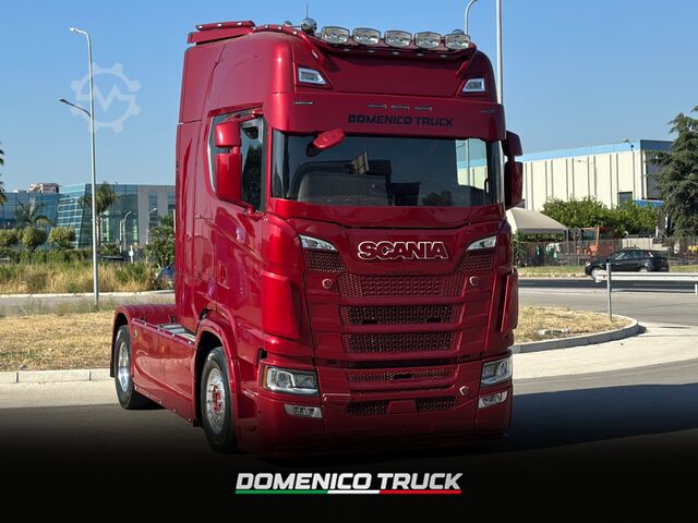 Standard SZM SCANIA 770 S V8