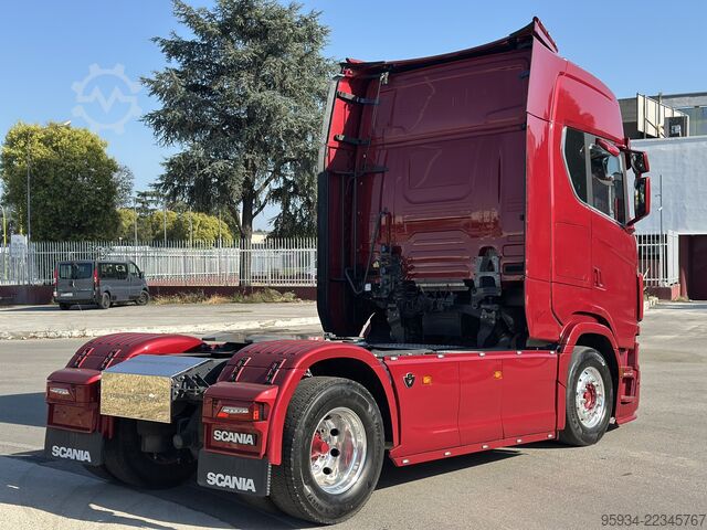 Standard SZM SCANIA 770 S V8