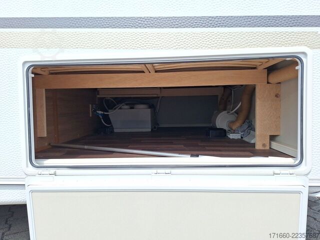 Wohnwagen WEINSBERG CaraOne 420 QD Markise | Rangierhilfe