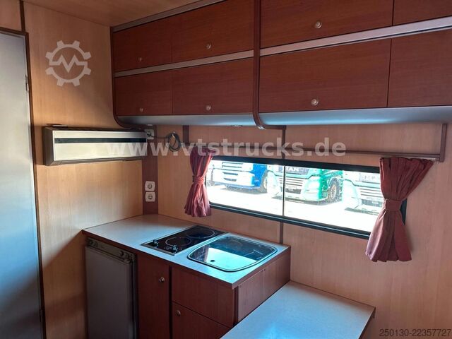 Cattle truck MERCEDES-BENZ Atego 1218L Pferdetransporter + Gimmel Anh.