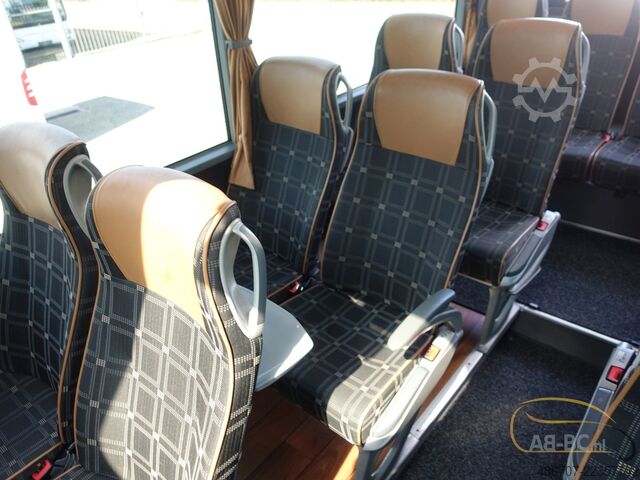 Motor coach MERCEDES-BENZ Tourismo RHD-L, 62 Sitze, Euro 6