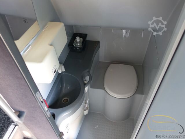 Motor coach MERCEDES-BENZ Tourismo RHD-L, 62 Sitze, Euro 6