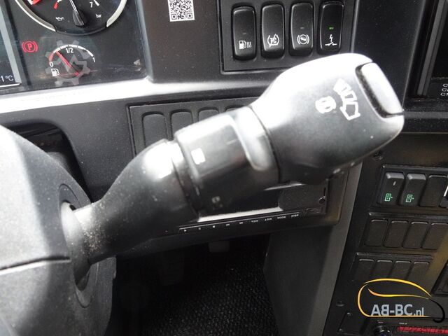 Motor coach SCANIA Higer Touring 51 Sitze EURO 6