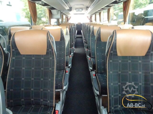 Motor coach MERCEDES-BENZ Tourismo RHD-M/2A 57 Sitze EURO 6
