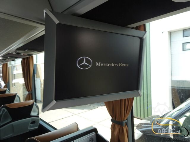 Motor coach MERCEDES-BENZ Tourismo RHD-M/2A 57 Sitze EURO 6