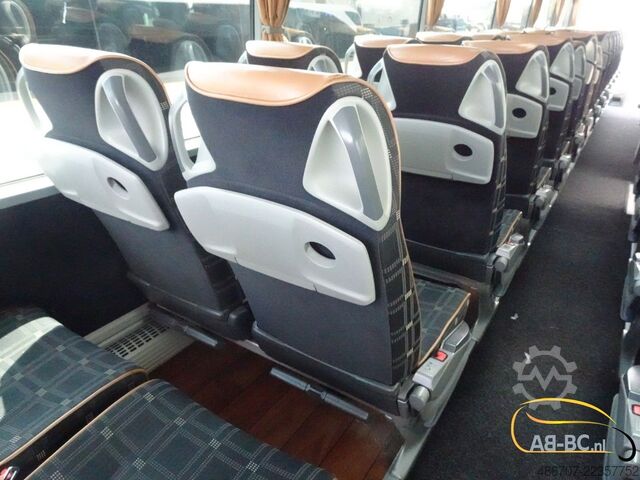 Motor coach MERCEDES-BENZ Tourismo RHD-M/2A 57 Sitze EURO 6