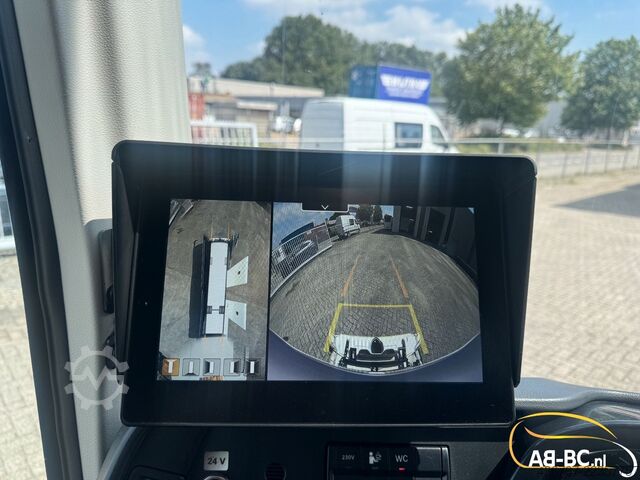 Motor coach MERCEDES-BENZ Tourismo RHD, 55 Sitze, Euro 6
