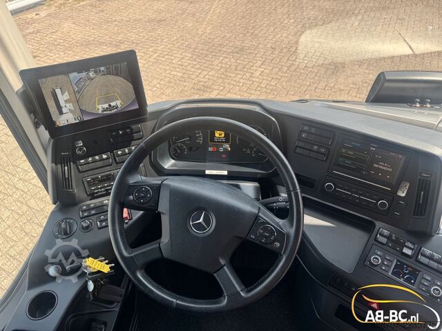 Motor coach MERCEDES-BENZ Tourismo RHD, 55 Sitze, Euro 6