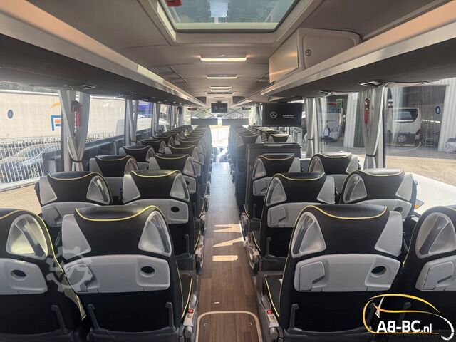 Motor coach MERCEDES-BENZ Tourismo RHD, 55 Sitze, Euro 6