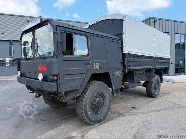 LKW mit Pritsche & Plane MAN 5 To MIL 4x4 / Partytruck