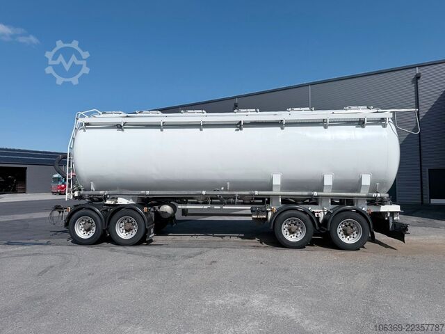 Silo trailer  HMK Bilcon 30 t. 42 m3 Silo tank 6 Compartment