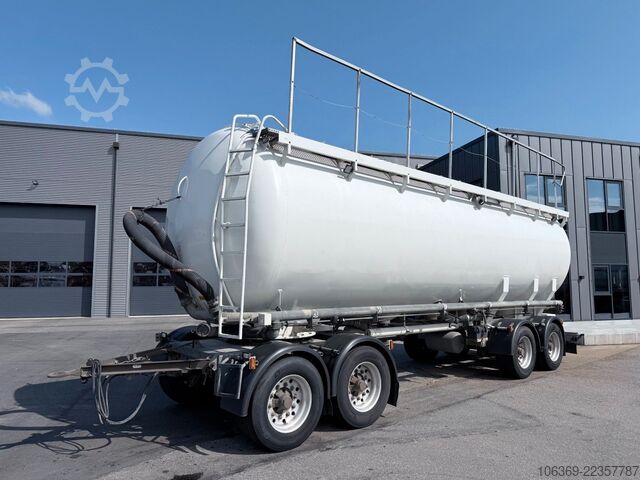 Silo trailer  HMK Bilcon 30 t. 42 m3 Silo tank 6 Compartment