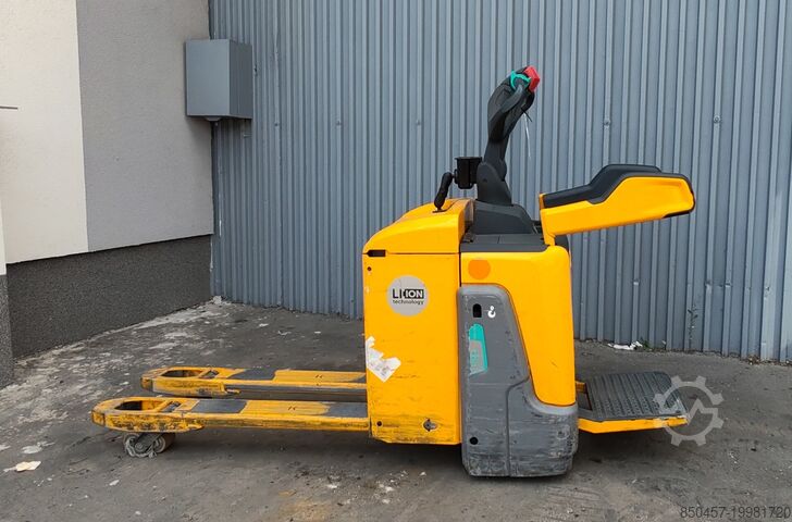 Elektrische Niederhubwagen Jungheinrich ERE 120 Li-Ion 2t/ 2020y/ 4561mh