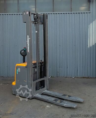 Pallet Stackers Jungheinrich EJC212 3.6m/ 2018yy/ 1574mh