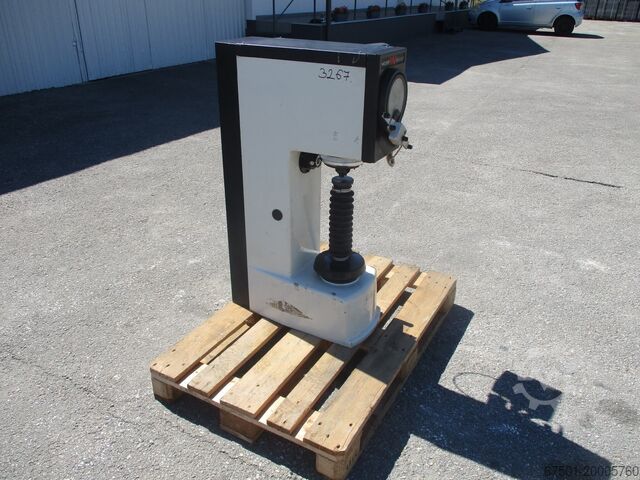 Hardness tester Wolpert Härteprüfer 751 N