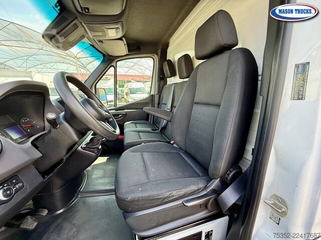 Transporter mit Koffer Mercedes-Benz Sprinter 414 CDI