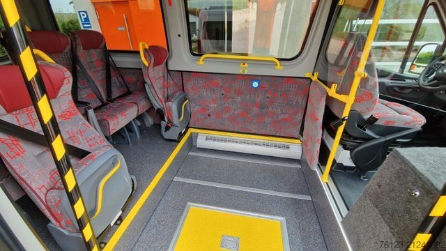 City bus MERCEDES-BENZ Lagerfahrzeug Bürgerbus Niederflur 9 Sitze