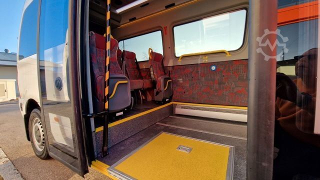 City bus MERCEDES-BENZ Lagerfahrzeug Bürgerbus Niederflur 9 Sitze