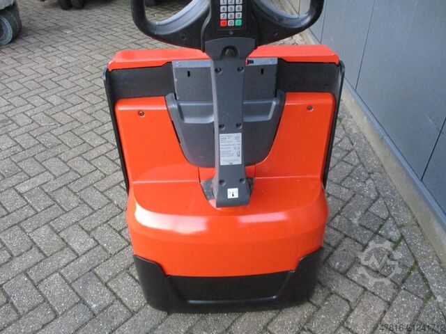 Niederhubwagen TOYOTA LWE160