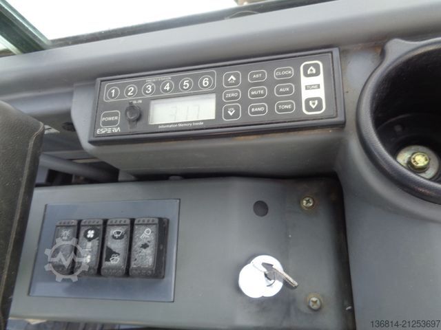 Minibagger TAKEUCHI TB 250 Powertilt + 4 x Löffel TAK-Lock