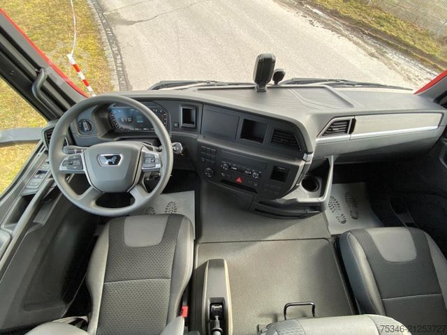 Special purpose truck MAN TGM 18.250 4x4 BB/Fahrgestell/3-Sitze/Neu