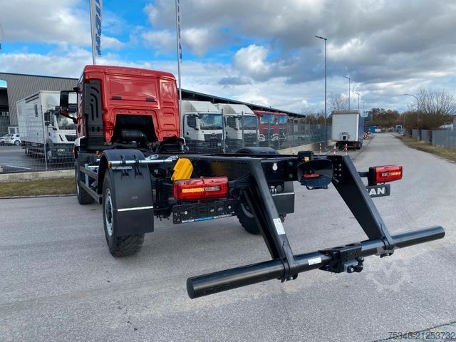LKW-Fahrgestell MAN TGM 18.250 4x4 BB/Fahrgestell/3-Sitze/Neu