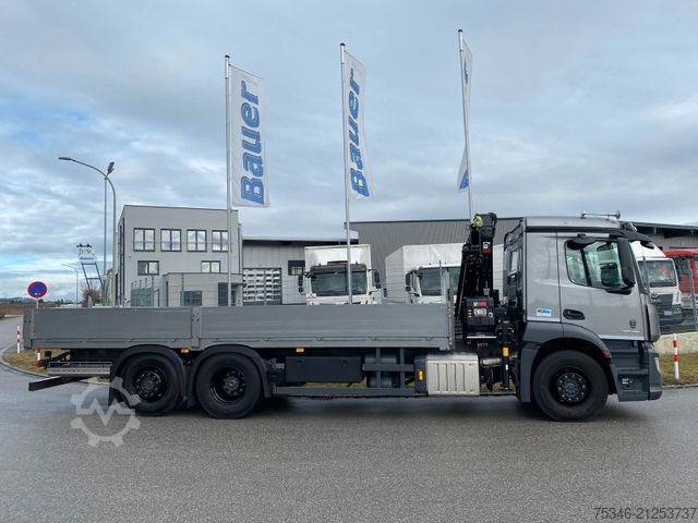 Autokran MERCEDES-BENZ 2540Pritsche7,00m/KranHiab118/Lenkachse/NL13,9to