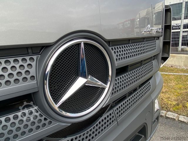 Autokran MERCEDES-BENZ 2540Pritsche7,00m/KranHiab118/Lenkachse/NL13,9to