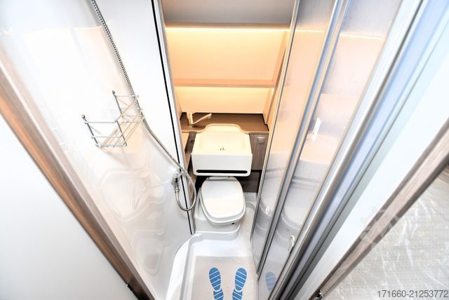 Wohnwagen BÜRSTNER Premio 455 TS Black Forest - 6.019 Euro sparen!