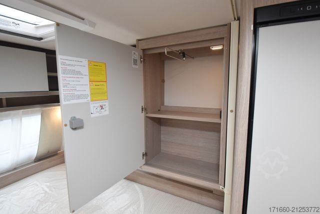 Wohnwagen BÜRSTNER Premio 455 TS Black Forest - 6.019 Euro sparen!