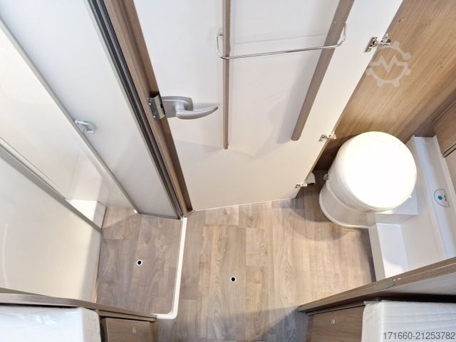 Teilintegriertes Wohnmobil CARADO Edition26 T Ford 447 Hubbett